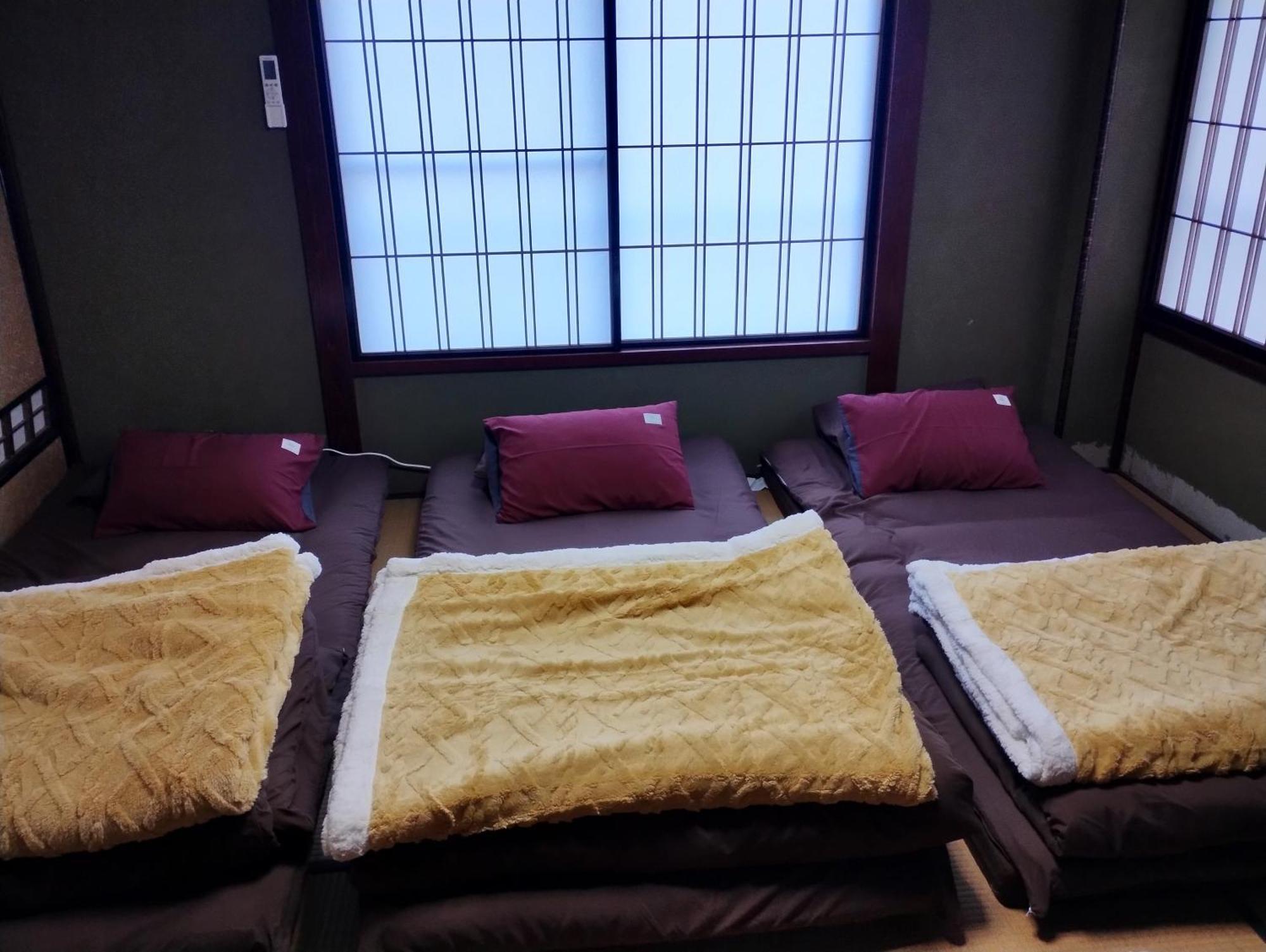Backpackers Kur Guesthouse Asahirou 旅人湯治客舎朝日楼 Kaga  Exteriér fotografie