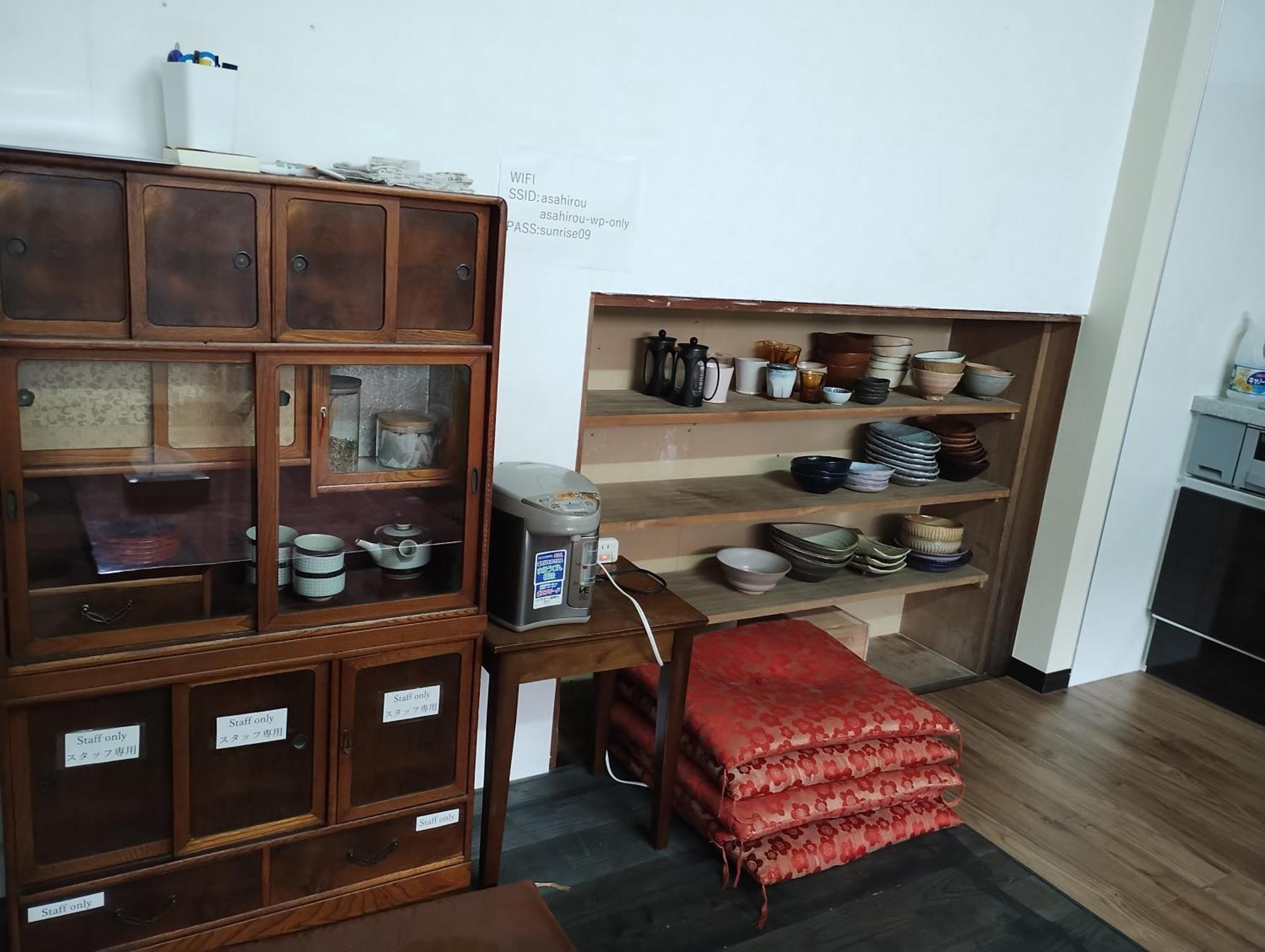 Backpackers Kur Guesthouse Asahirou 旅人湯治客舎朝日楼 Kaga  Exteriér fotografie